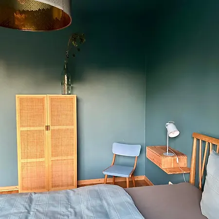 D Mit Terrasse Am Theater *